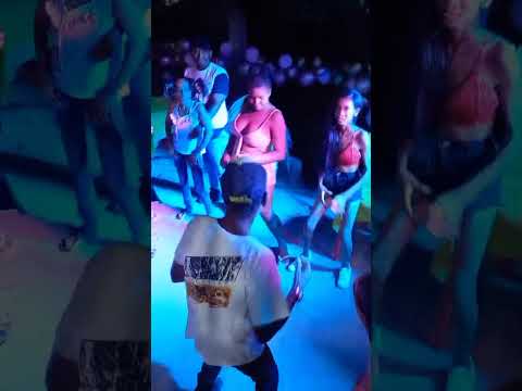#compania virtual ao vivo em Morpara Bahia fazendo a galera dança.💃💃💃🔥🎤