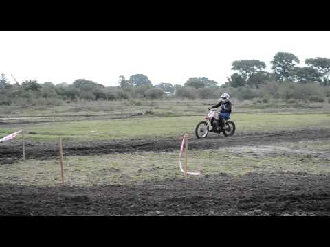 download lagu mp3 mp4 Fotos De Mercedes Carrera, download lagu Fotos De Mercedes Carrera gratis, unduh video klip Fotos De Mercedes Carrera