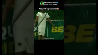 Isso não perde a graça nunca 🤣 #shorts #futebol #engraçado