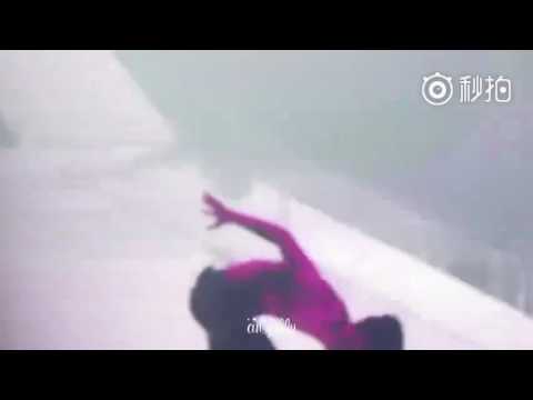 160730 EXO LAY ZHANG YIXING EXO'rDium Seoul Day - 5 YIXING TOPLESS