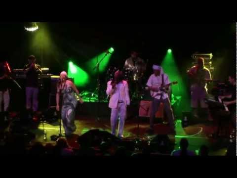 Echo Minott & Amnisty  band -Lazy Body medley-live