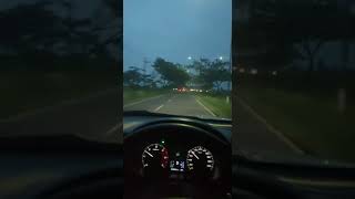 Download lagu story WA nyetir pajero sport mp3