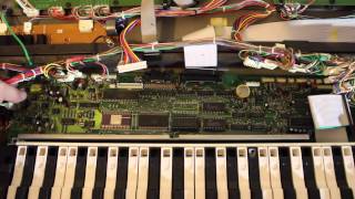 REPLACING THE BATTERY ON A YAMAHA DX7