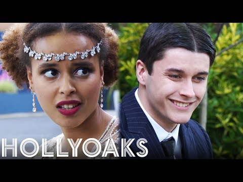 Ollie Surprises Brooke With A Prom Of Their Own | Hollyoaks