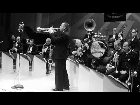 Bratislava Hot Serenaders - Hot Lips ("When He Plays Jazz He's Got - Hot Lips")