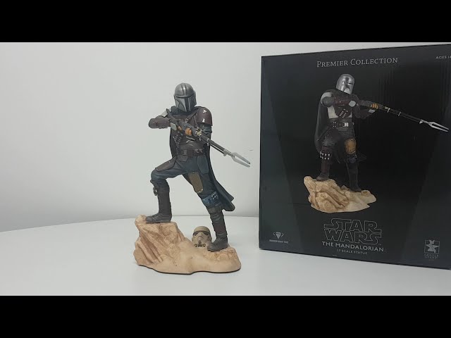 Vídeo relacionado con Diamond Select - Star Wars: The Mandalorian Boba Fett ON Throne Premier Collection 1/7 Scale Statue