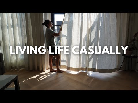 LIVING LIFE CASUALLY | new bar stools, my favorite açai bowl recipe, and making the best greek salad