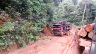 Going uphill with the Oshkosh M1070 while the Mercedes Benz 3836 can`t go any further