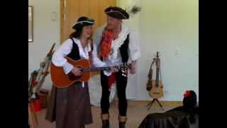 Kapten Guld & Styrman Silver sjunger om "Josefin"