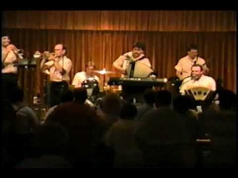 "Flisak Krakowiak" - The Dynatones - Lynn, MA - 1989