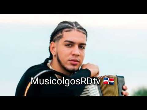 Mujeres Que Matan - El Rubio Acordeon (En vivo para Musicologos) | Joe Veras