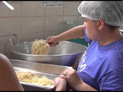 Programa Neusa Bighetti exibido no dia 17/01/2016 - Almoço em prol do Instituto Caminhando com Amor