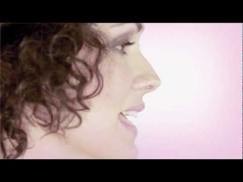 Yolanda Yone -Adivíname (Official video)