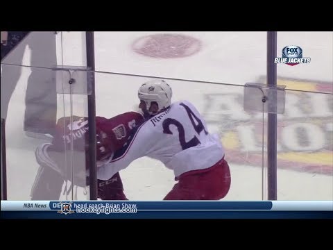 Derek MacKenzie vs Keith Yandle