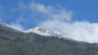 preview picture of video 'Nieve en el Volcan Acatenango'