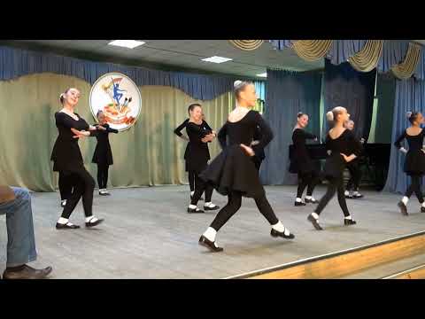 Выпускной экзамен по народному танцу по пятилетней программе обучения