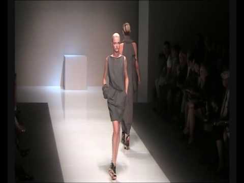 Sfilata Brioni Spring-Summer 2010