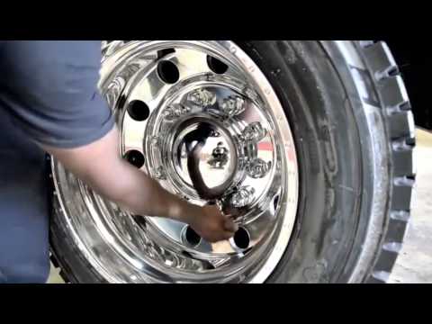 American Force Wheels, Installation Video Black Ford f350 with Classic 22 5 and adapters