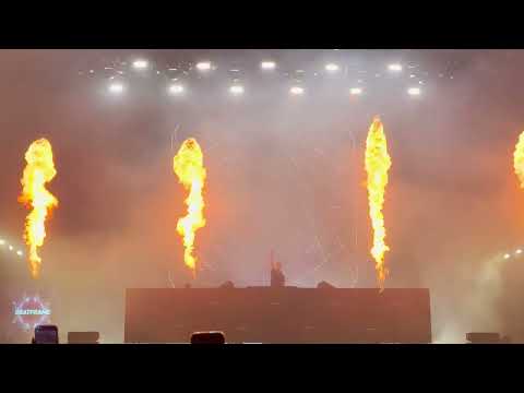 Armin van Buuren Drops Insomnia (Faithless) | UNTOLD Dubai 2024 | Legendary Laser & Fireworks