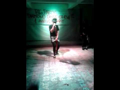 Lil Gucci,Ilman Macbee App MC & Rais MC