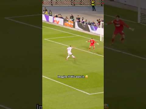 Mbappé with almost goal of the century!