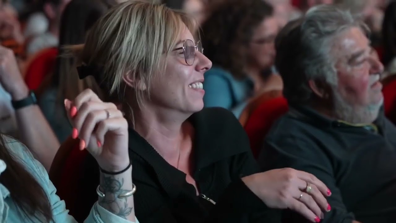 Miniature de la vidéo Découvrez la bande annonce du nouveau spectacle de Jarry « Bonhomme » du film Jarry : Bonhomme