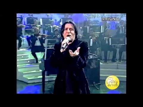 Renato Zero   Tutti gli Zeri del Mondo Medley Morandi e Gianni che canta Inventi