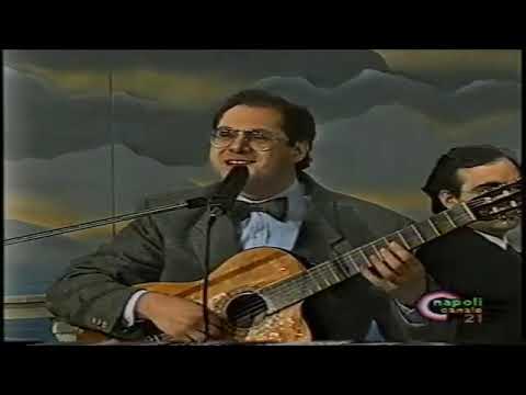 'E trezze 'e Carulina - Claudio Carluccio (chitarra e voce) e Nicola Mormone (chitarra)