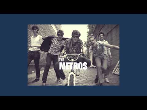 THE METROS - Live A Little