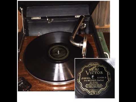 Bernie Cummins and His New Yorker Hotel Orchestra - F‘r Instance 1930 (Victor 22494-B)