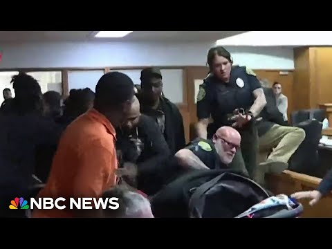 Fight breaks out inside Kansas courtroom during murder sentencing