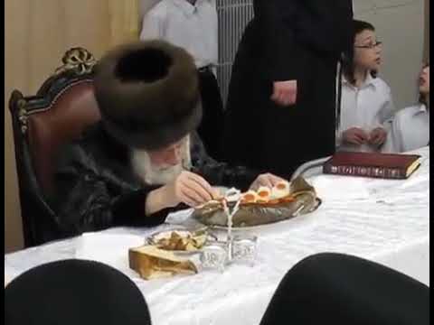 Skulener Rebbe Feering Tish