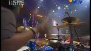 Download lagu FM - Takkan Rela mp3