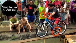 Download lagu LUCU ABIS!!!Lomba Sepeda Di Atas Air. mp3 Download lagu LUCU ABIS!!!Lomba Sepeda Di Atas Air. mp3