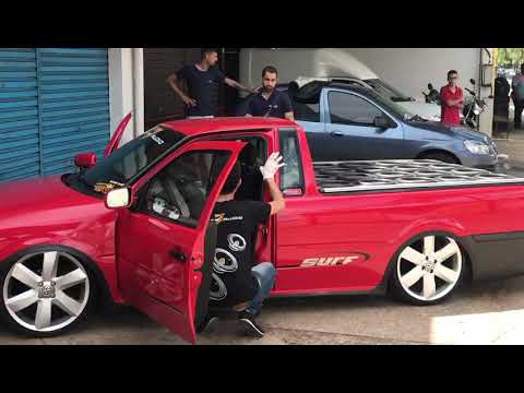 Saveiro com 20 subwoofer Zetta tocando forte!!