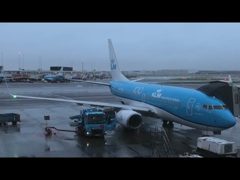 YouTube thumbnail for KLM Boeing 737-700 (winglets) Passenger/BBJ1