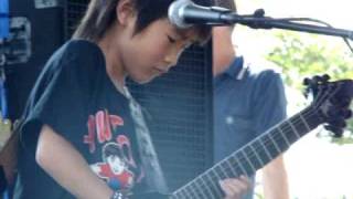 Yuto Miyazawa plays hendrix cover of 'The Star Spangled Banner"