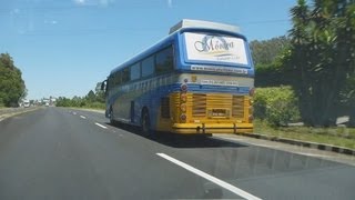preview picture of video 'Ônibus antigo 'Cometa-Dinossauro' RS 122 Caxias do Sul - CMA Flecha Azul VI-B Leito Scania K-113CLB'