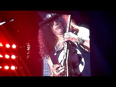 Guns N'Roses-Slash godfather theme-Imola-2017-06-10