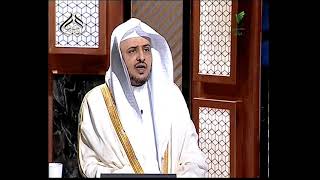 صورة دفع الزكاة للأخت التي عليها ديون