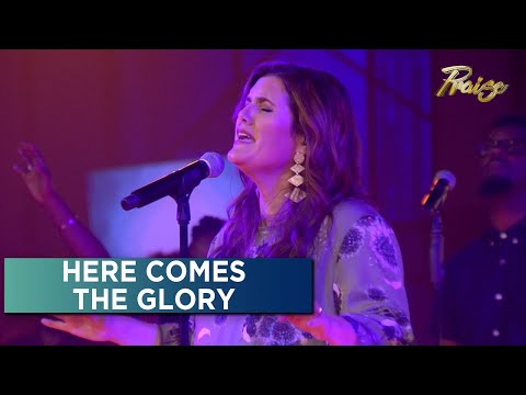 David & Nicole Binion | Here Comes the Glory | LIVE Performance