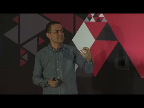 Homo Smartphonis | Jesús Cochegrus | TEDxUniversidadPanamericanaGuadalajara