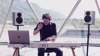 Arrangement and executive production for teaser Arturia KeyLab 88 MKII.