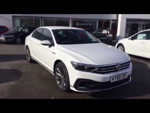 KY69CGF Passat 1.4 TSI GTE 218PS Saloon DSG@ Wrexham Volkswagen