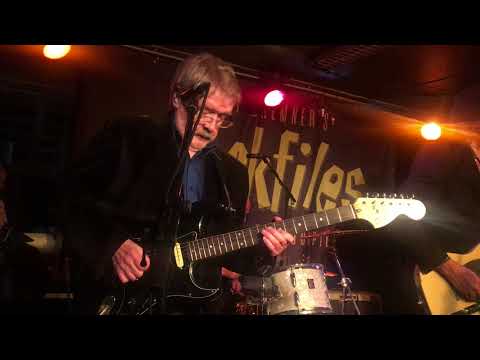 Billy Bremner and his Rockfiles - I hear ya knockin'