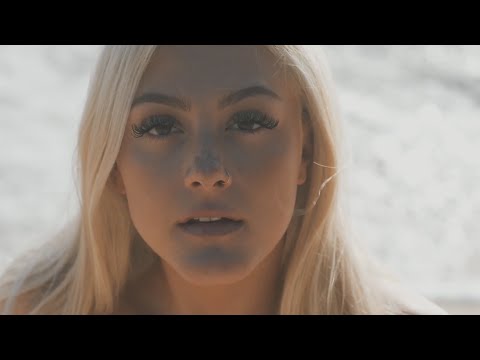 JOE IRON ft. NICO - Un Poquito Más (Official Music Video)