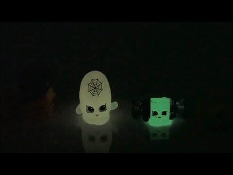 Shopkins Halloween Pumpkins Opening Toy Surprises for Kids Glow in the Dark Toys Fun Playing Video