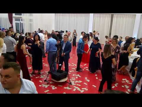 Atmosfer shum e bukur te Familja Nelaj Fejesa e Blerim &  Aferdita