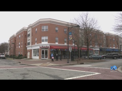 One longtime Norfolk restaurant closes, another reopens