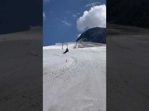 ALLENAMENTO SLALOM SCI CLUB PENNA NERA STELVIO